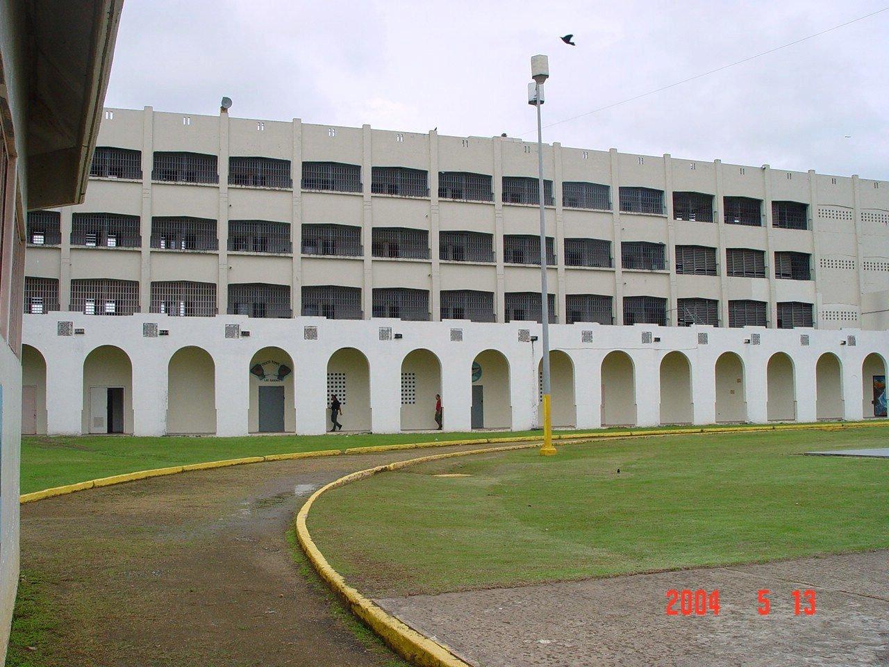 Antigua Penitenciaría Estatal de Río Piedras - Oso Blanco - San Juan (Río Piedras) - 2004 00046